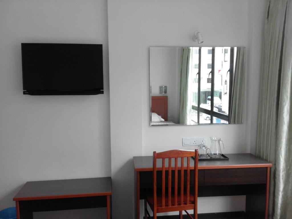 101 Hotel Мири Стая снимка